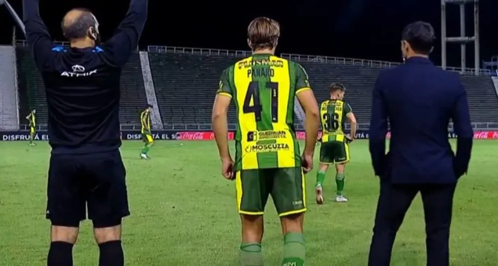 El bolivarense Manuel Panaro debutó en la Primera División de Aldosivi