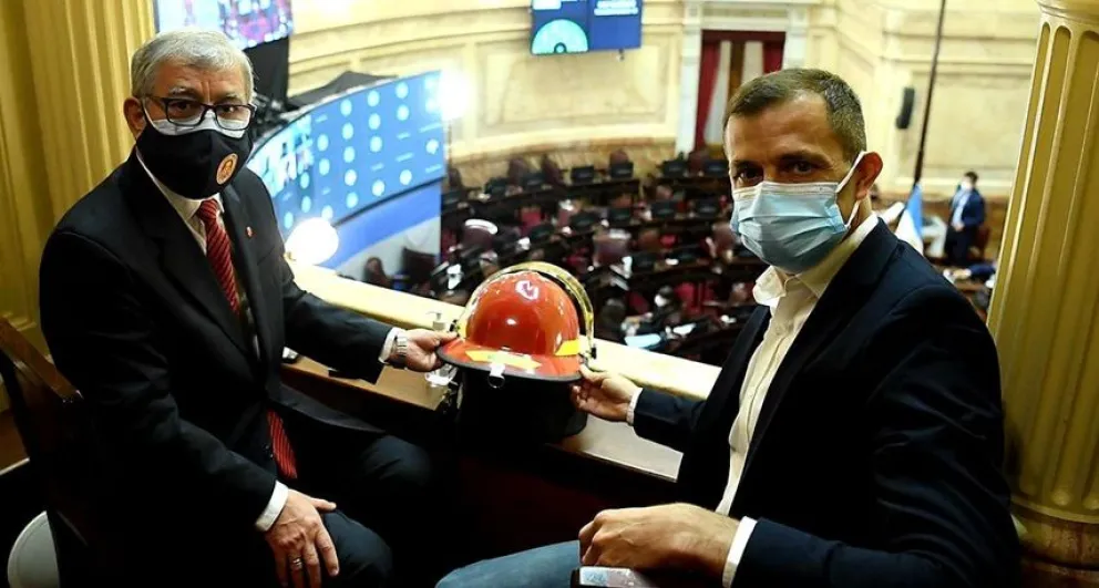 Es ley el proyecto de ‘Bali’ Bucca para fortalecer el Sistema Nacional de Bomberos