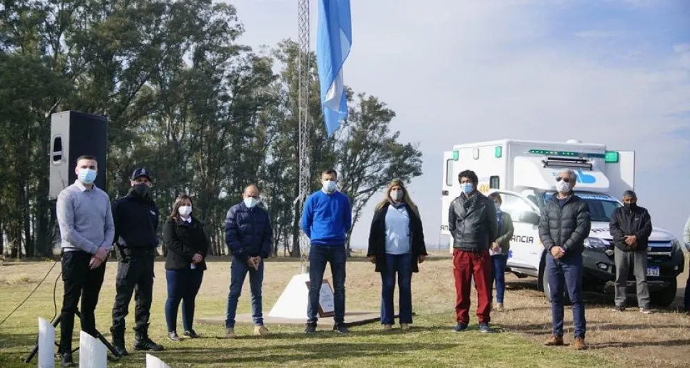 Pisano entregó una nueva ambulancia y recorrió Hale con distintos funcionarios en el aniversario de la localidad