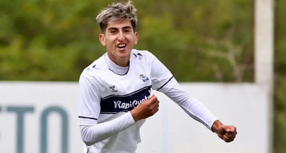 Alan 'Pupi' Lescano fue distinguido con el premio Inferiores Platenses de Oro 2021