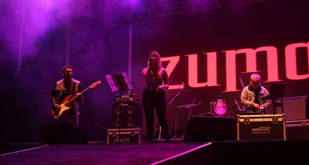 Pilar Martínez se despidió de Zuma en el escenario del Me Encanta Bolívar