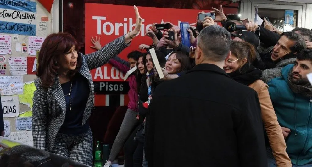 A once días del atentado, amenazaron de muerte a Cristina Kirchner