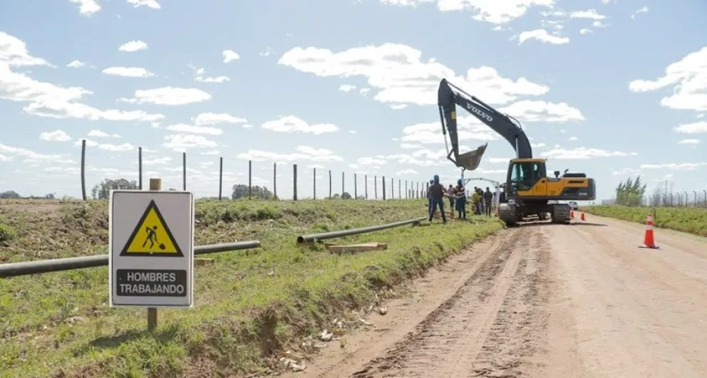 Comenzó el empalme de cañería de la obra que proveerá gas a Pirovano