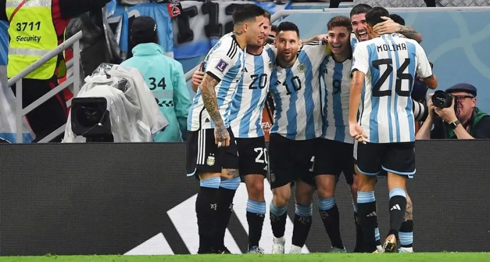 Argentina venció a Australia y avanzó a los cuartos de final del Mundial de Qatar 2022