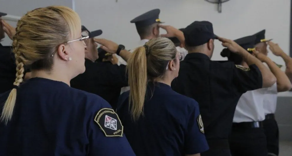 Se confirmaron los ascensos al grado superior inmediato del personal policial del Partido de Bolívar