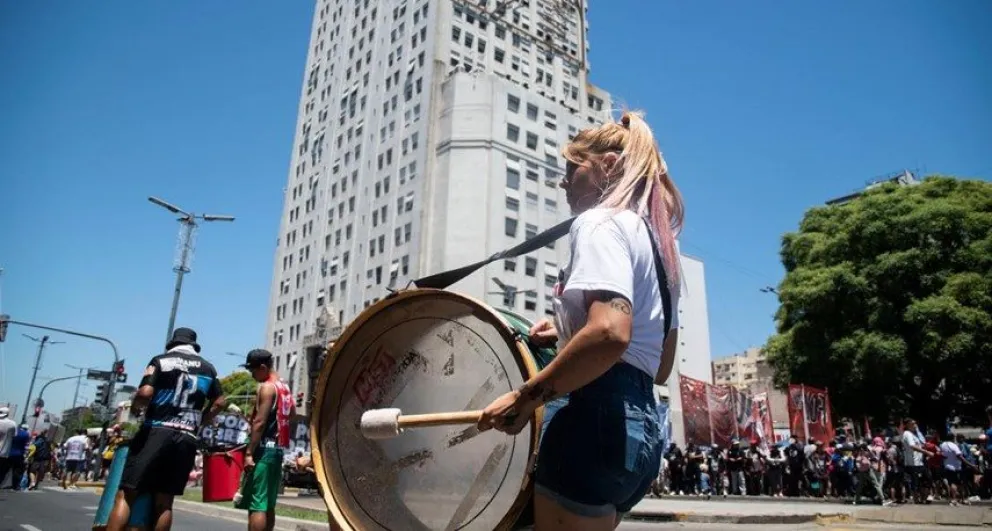 Desarrollo Social acordó con la UTEP el pago de un bono de $13.000