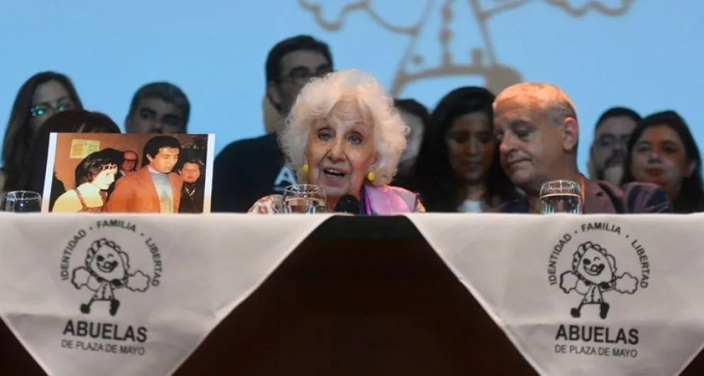 Las Abuelas de Plaza de Mayo anunciaron la restitución del nieto 132