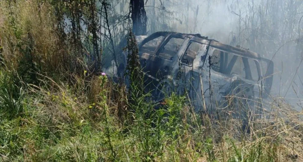 Colisión e incendio vehicular en Ruta 65: cuatro personas fueron hospitalizadas