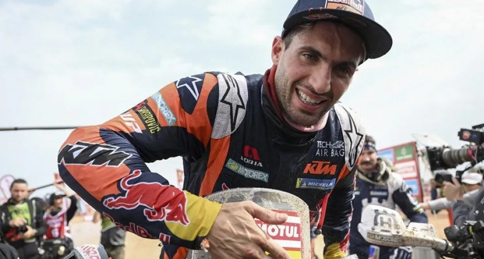 El argentino Kevin Benavides ganó su segundo Rally Dakar motivado por la Scaloneta