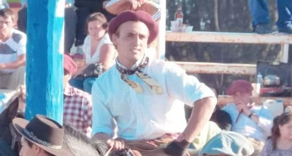 El joven Elías Fracchia representó a Bolívar en el 51º Festival Nacional de Jineteada y Folclore de Diamante