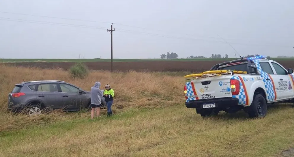 Una camioneta sufrió un despiste en Ruta 226 y debió ser remolcada