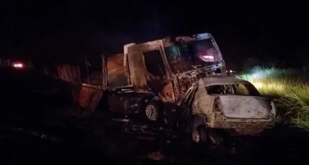 Accidente fatal en ruta 51: choque frontal y tres personas fallecidas