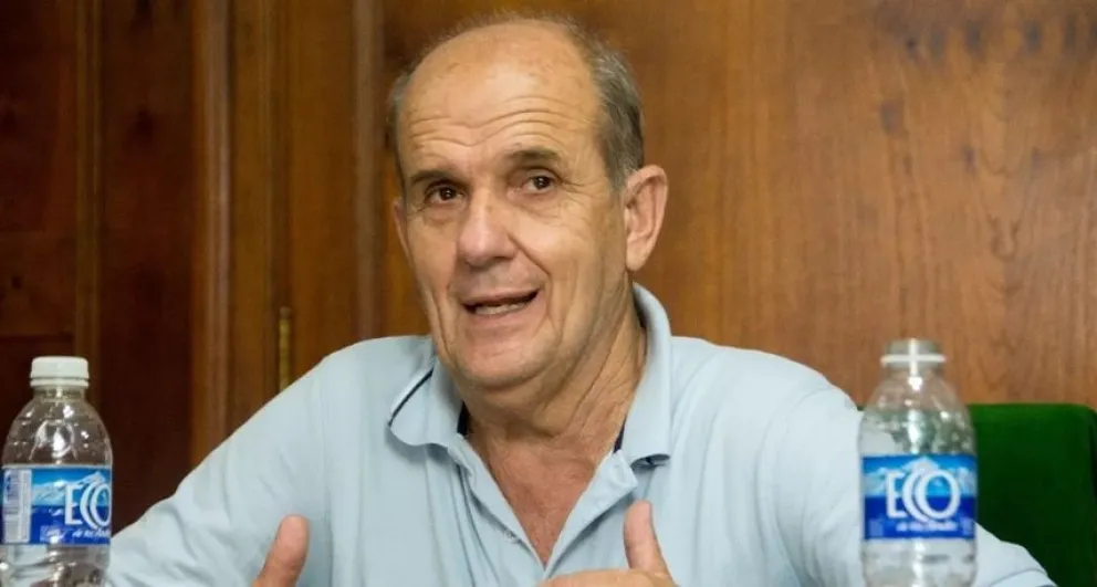 Zurro: “Hay que decirle a Alberto que no puede ser candidato a presidente”