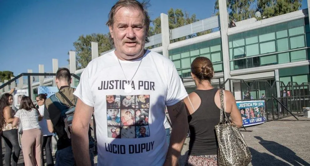 La fiscalía pidió perpetua para las culpables de asesinar a Lucio Dupuy