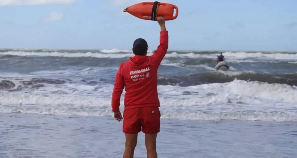 Los guardavidas llevaron sus reclamos a una reunión con el ministro de Trabajo