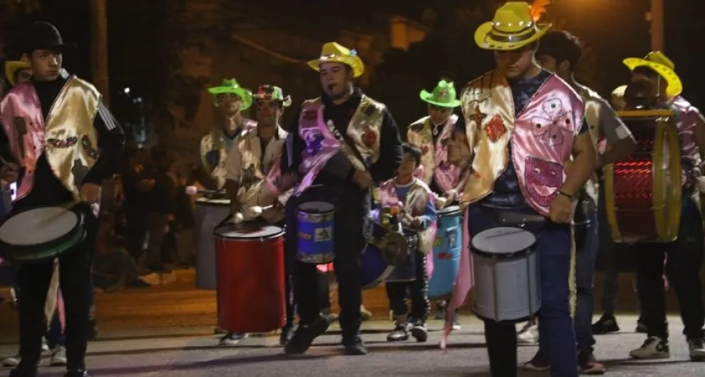 Carnaval en las localidades: Urdampilleta y Hale tuvieron su noche de celebración