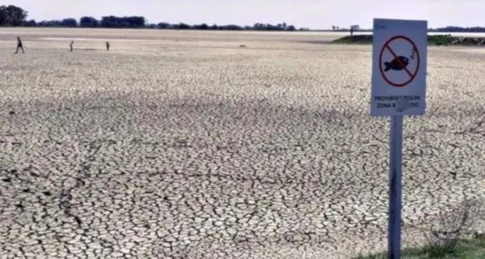 La imagen del desastre: La laguna de Navarro se secó completamente