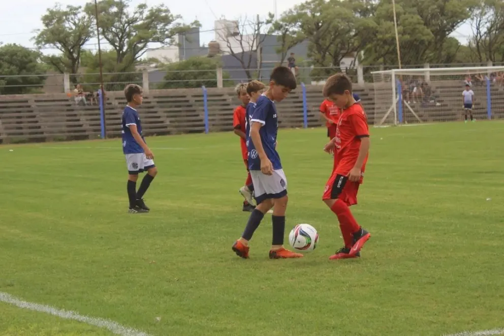 Se juega la fecha de Inferiores: enfrentamientos y cronograma de partidos