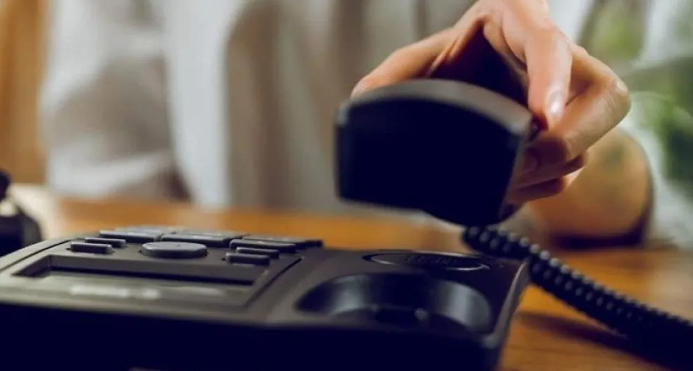 Cuento del tío en la zona: un jubilado de 93 años entregó sus ahorros y joyas