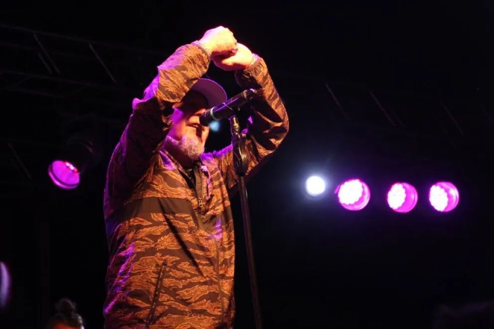 Al ritmo de "Mono relojero", Kapanga cerró el festival Pirovano Canta