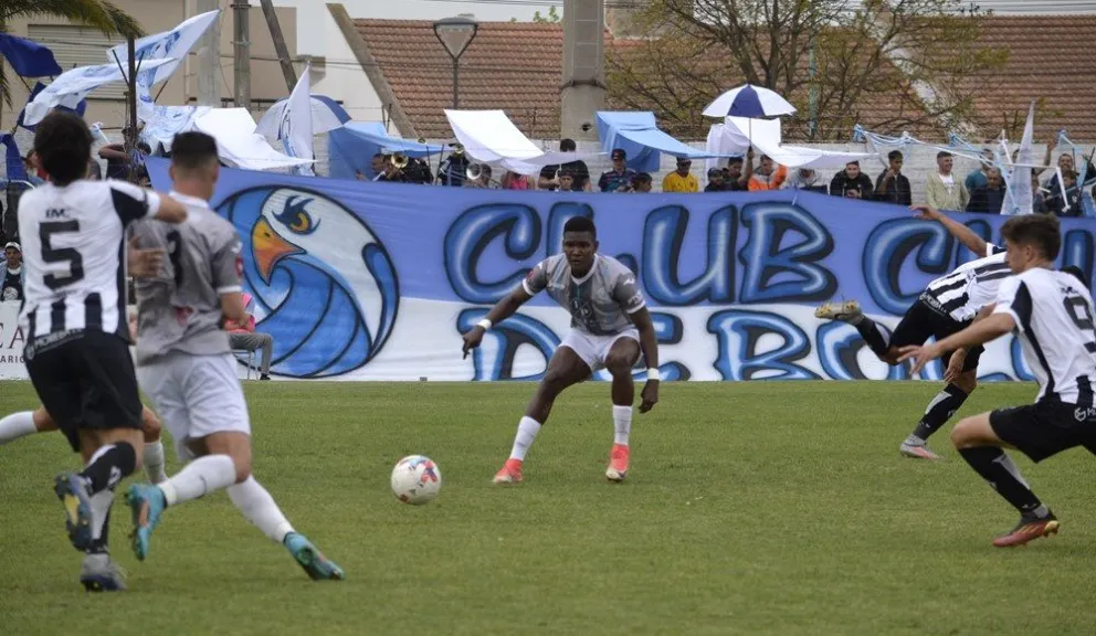 El Club Ciudad de Bolívar debuta ante Estudiantes de San Luis