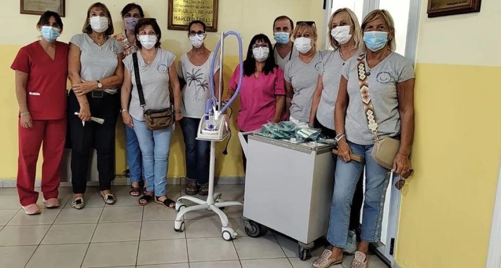 Uniendo Sonrisas entregó donaciones con la recaudación del Mundialito “Nico Treviño”