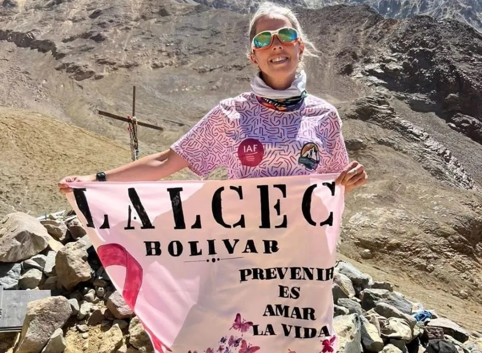 Jorgelina Irurzun llevó la bandera de Lalcec Bolívar al Valle de las Lágrimas