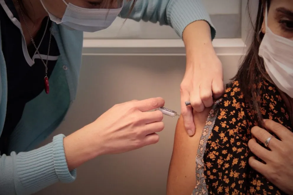 Campaña de vacunación antigripal en Bolívar: cuándo empieza y a quiénes está dirigida