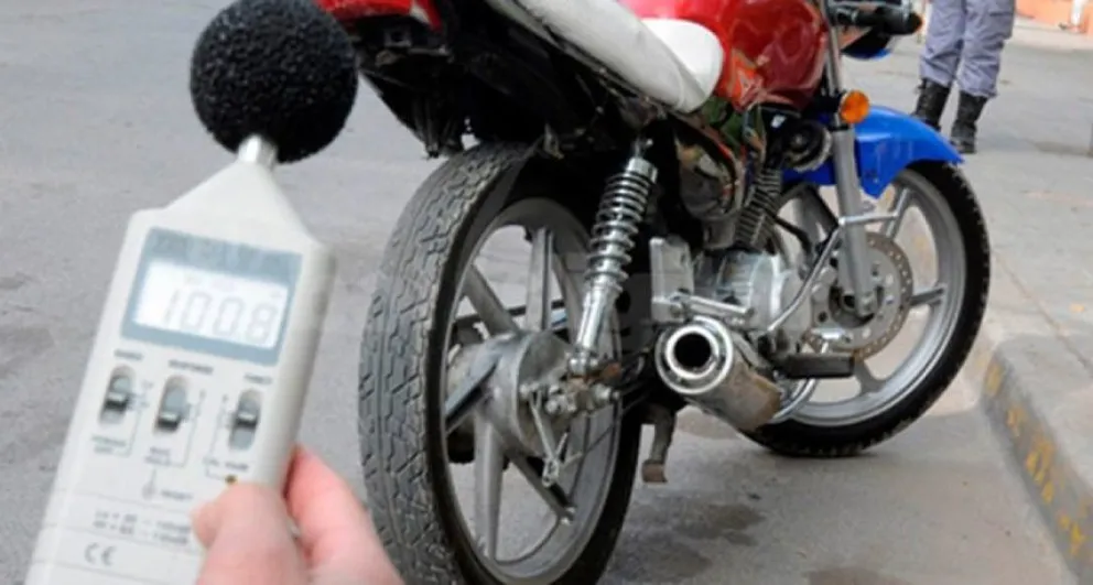 Un proyecto de ley busca prohibir la venta de caños de escape ruidosos