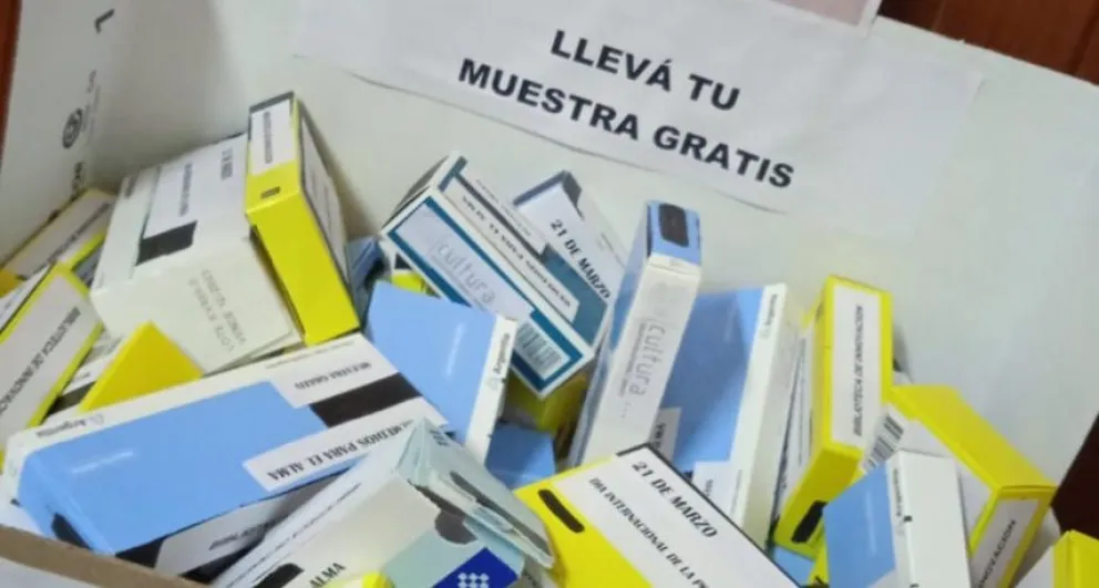 Día Mundial de la Poesía: dos bibliotecas bolivarenses lo celebran con una particular intervención