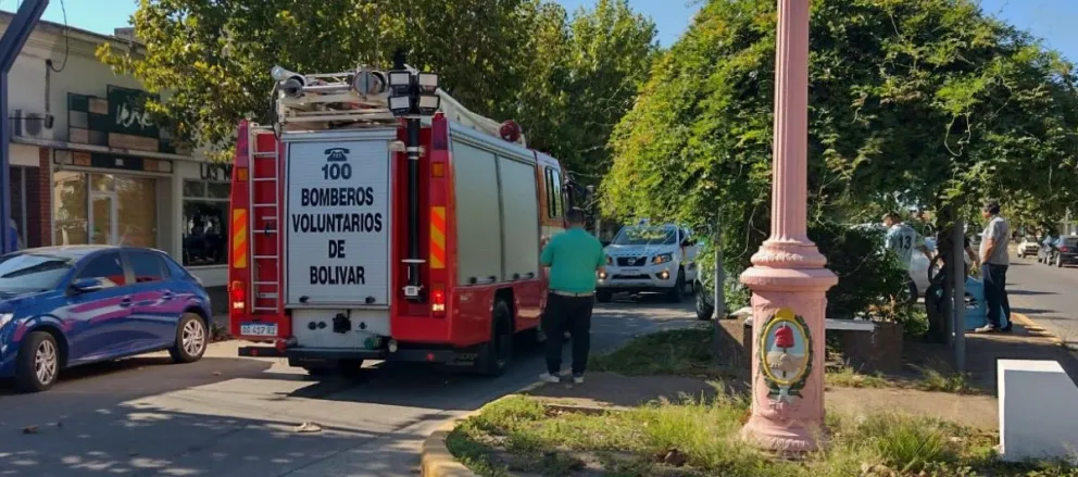 Un automóvil sufrió un principio de incendio en avenida San Martín