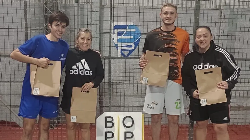 Pádel: se disputó la quinta fecha del Torneo Retribución en el Club Estudiantes