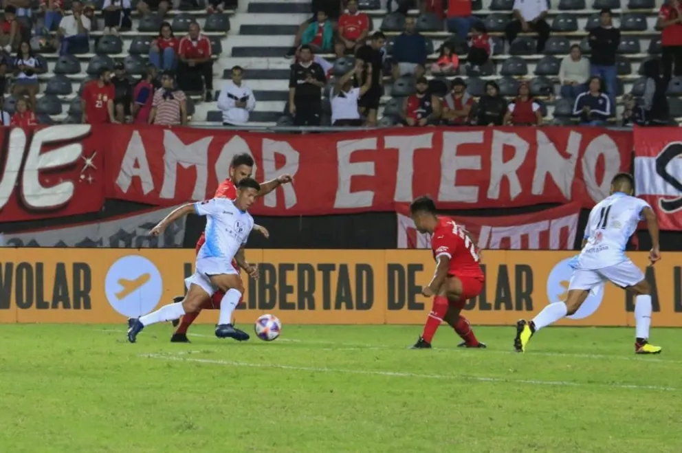 El Club Ciudad de Bolívar recibe a Juventud Unida en busca de su segundo triunfo