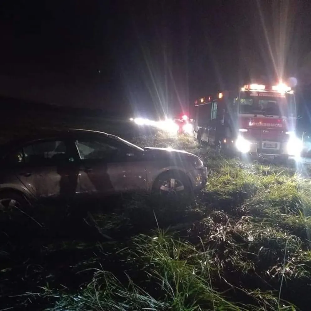 Tres personas hospitalizadas tras una colisión vehicular en Ruta 226