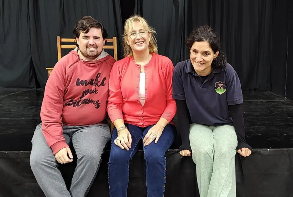 Vamos de Nuevo vuelve a presentar ‘Amarte’ en la biblioteca Alcira Cabrera