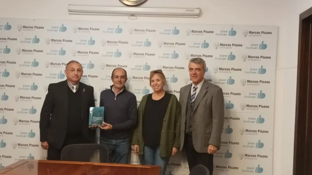 El Credicoop renovó el pedido a Pisano para que Bolívar se integre a la Red de Municipios Cooperativos