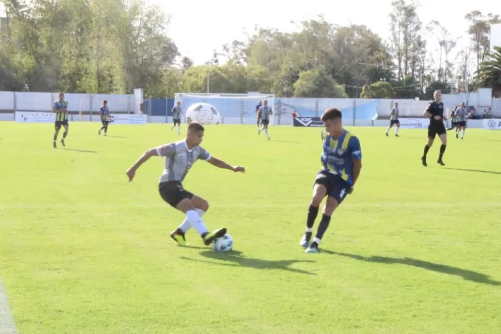 Torneo Federal A: el Club Ciudad de Bolívar visita a San Martín de Mendoza 
