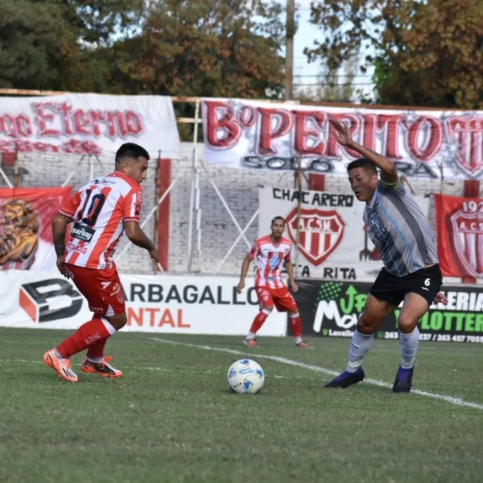El Club Ciudad de Bolívar empató en Mendoza y es escolta 