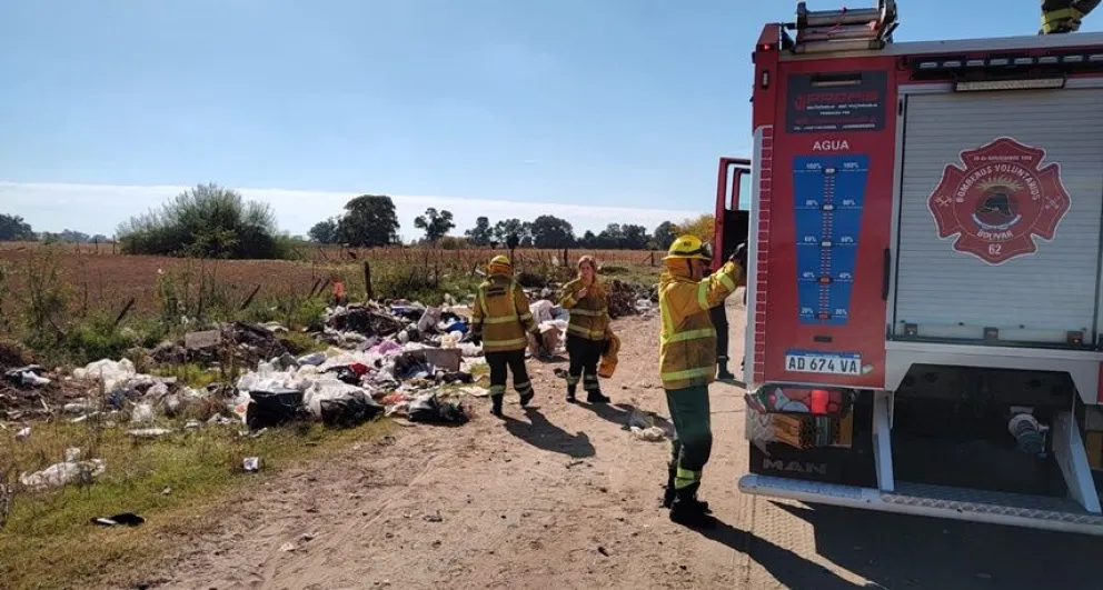Se produjo un incendio de basura en la esquina de Centenario y Pueyrredón