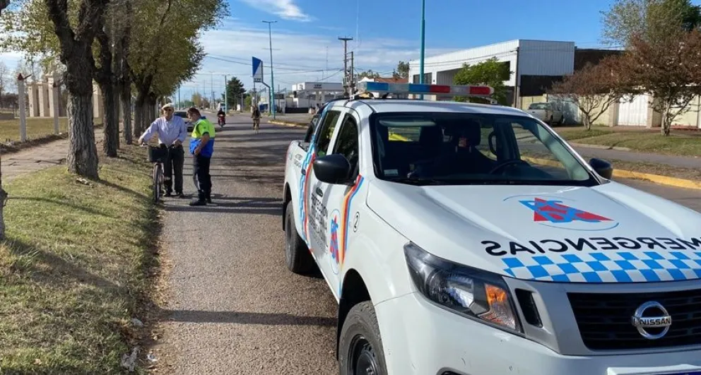 Un hombre se cayó de su bicicleta luego de ser mordido por un perro