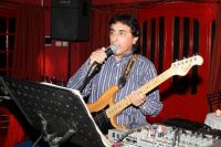 "Mi tributo al rock nacional", el disco del músico bolivarense Miguel Acuña