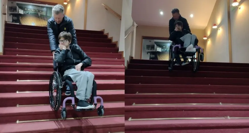 Reclamo por la falta de ascensor en el cine: "Mi hijo no puede asistir a un lugar público"