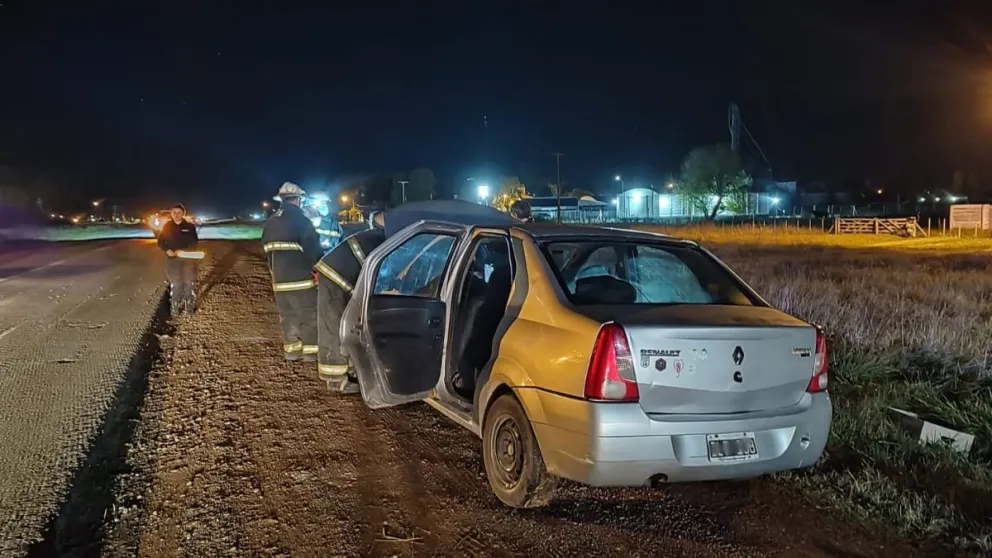 Un automóvil en el que viajaban cuatro personas sufrió un despiste en Ruta 226