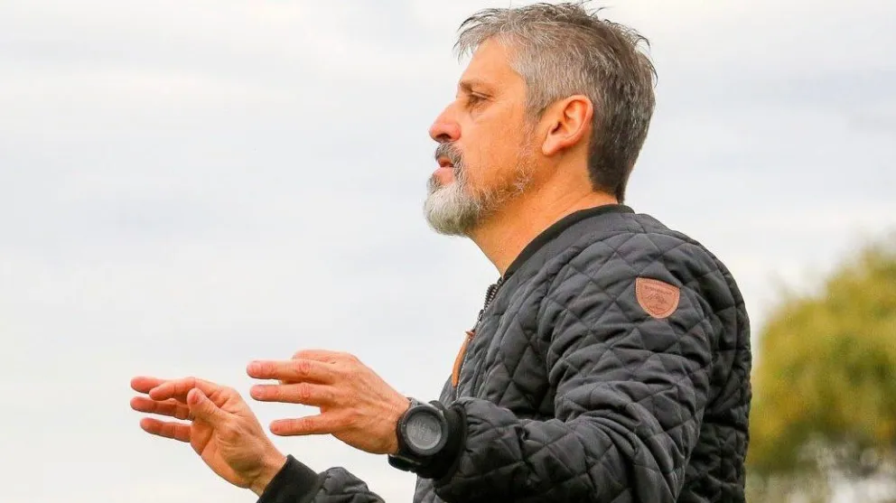 El Indio Ortiz dejó de ser el técnico del Club Ciudad de Bolívar