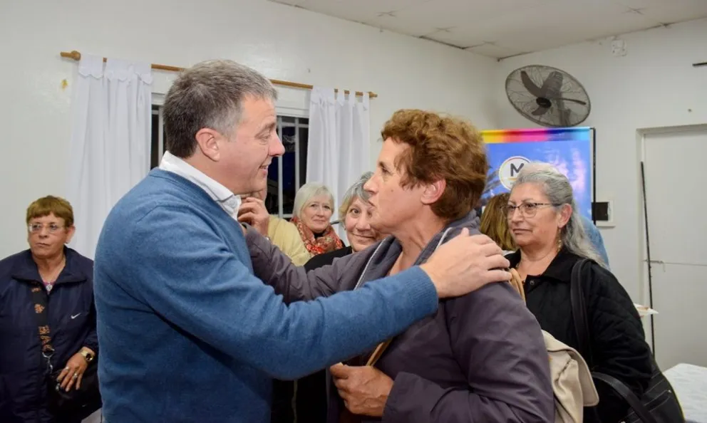 Juan Carlos Morán presentó un plan de viviendas junto a Alfredo Carretero